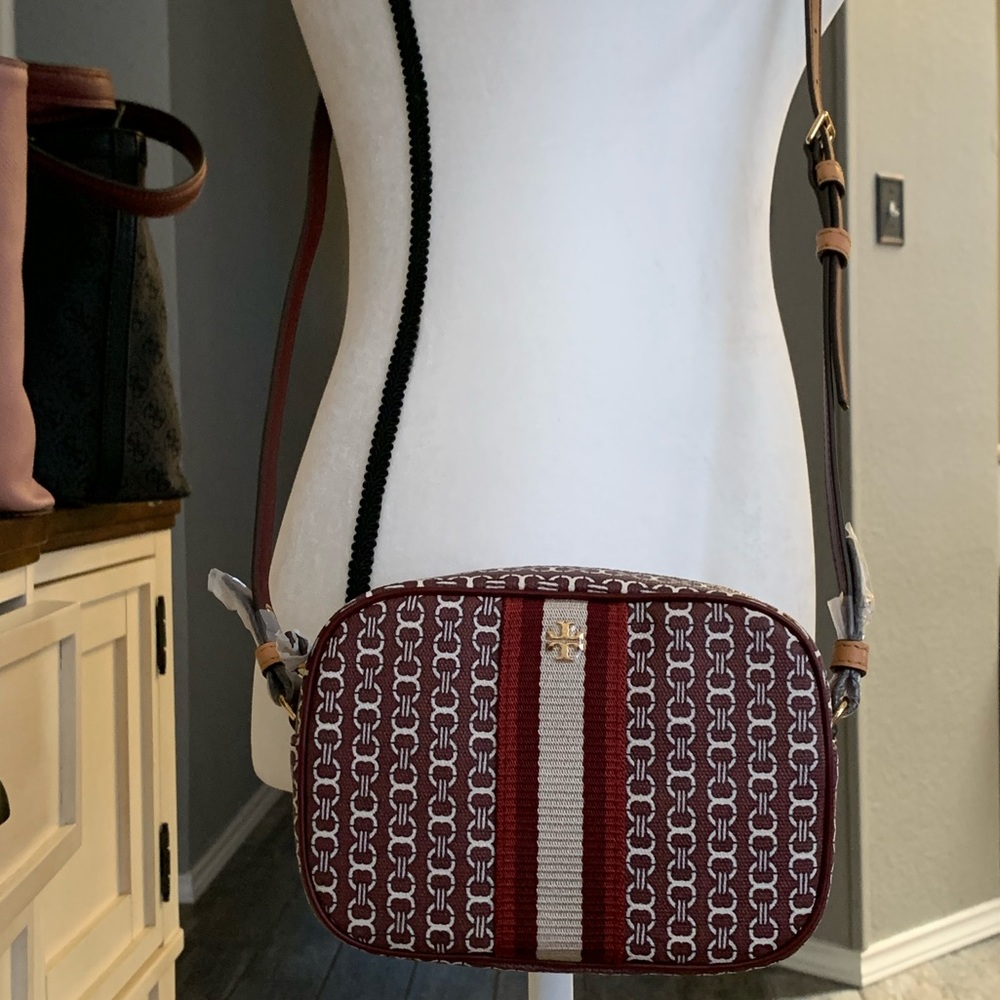 Beautiful new Tory Burch crossbody ♥️ - Picture 8 of 8
